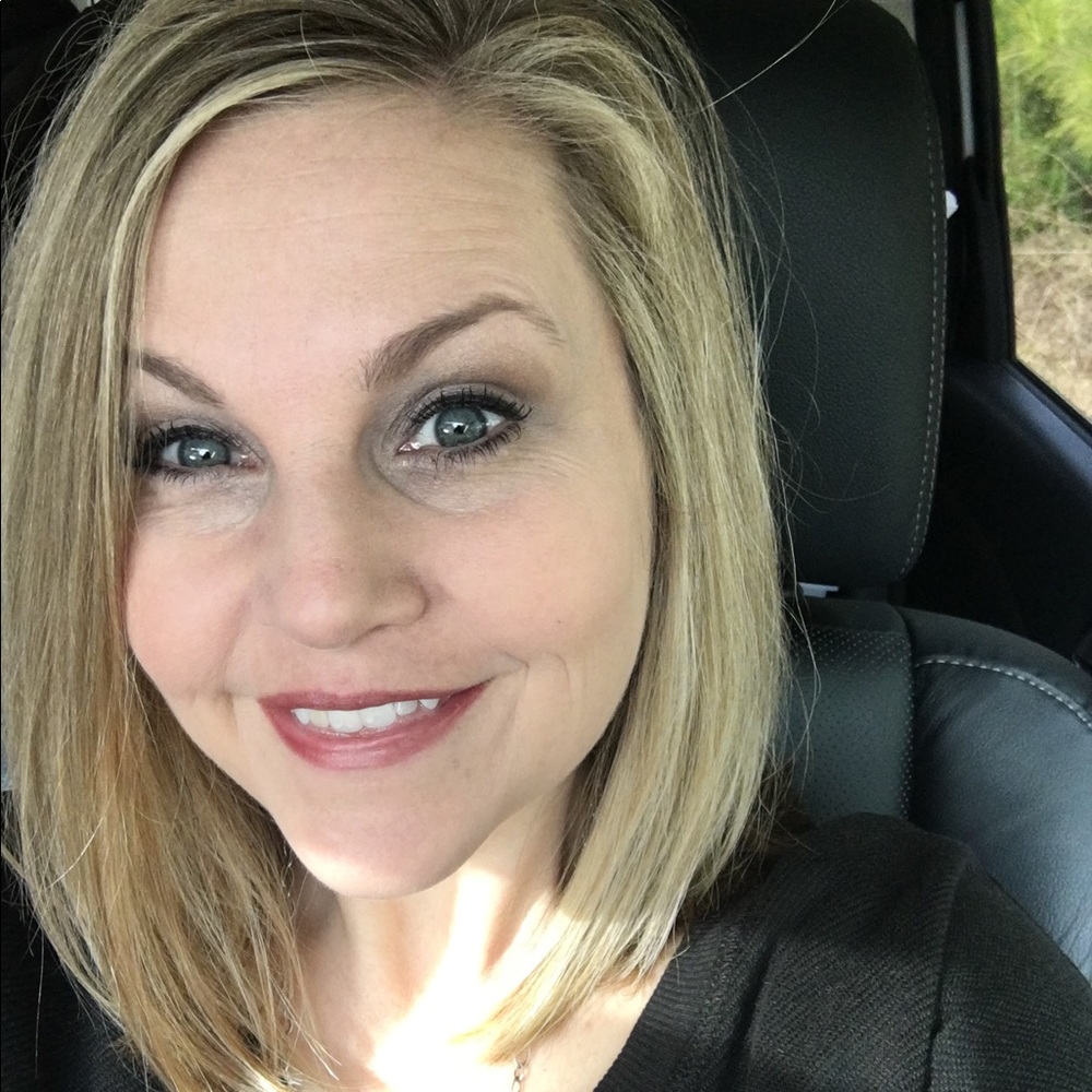 Meet your Posher, Mandy